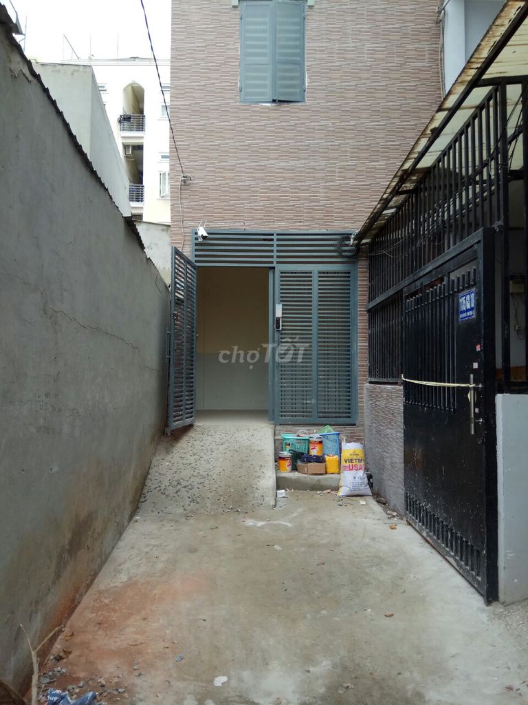 Closest living room to 1135 Huỳnh Tấn Phát, P.Q.q1, District 7.