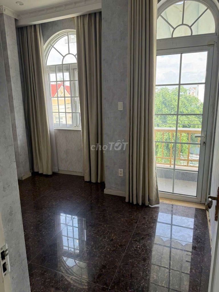 Rent a 65-foot service apartment, two bedrooms, one bathroom, full interior, số 10, P. hbc