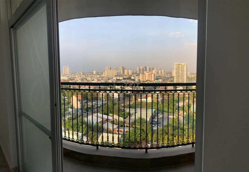 Renting Paris Hoàng Kim 2 bedrooms, empty house, 13.5 million.