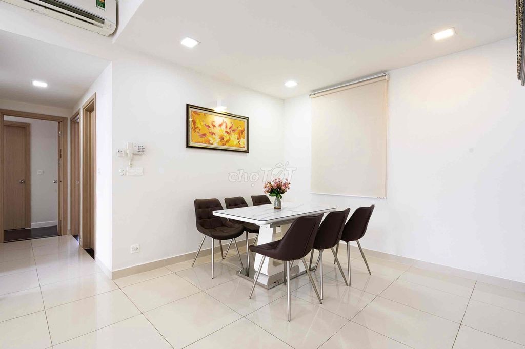 Three bedrooms two full bathrooms The Botanica Tân Bình interior near the home airport.