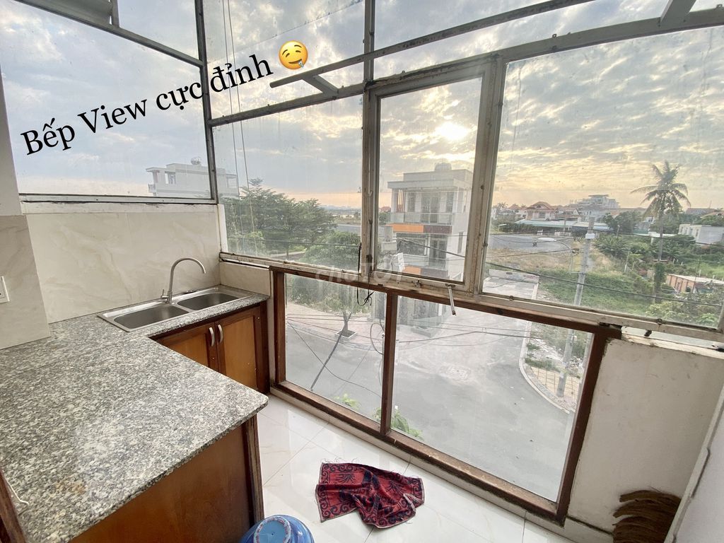 12 View Landmark 81 Rivers