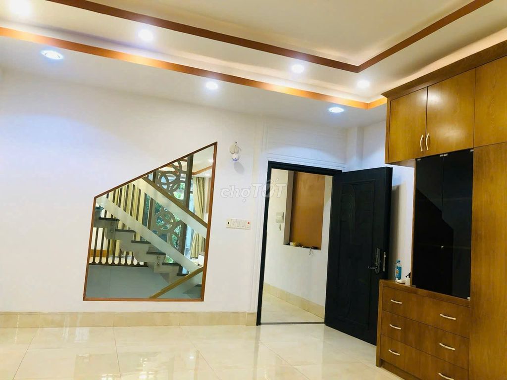 Rent a whole 30-yard street - area 5 X20 M, configuration of 3.5 panels