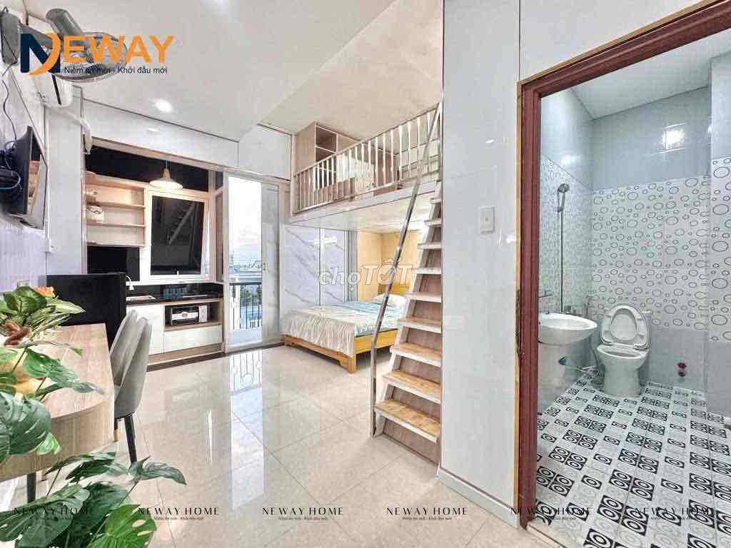 rent an empty full - interior elevator