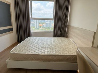 Sunrise Riverside View East, upper floor, beautiful