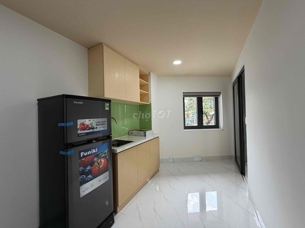 Rent a free bedroom with a cool open window.