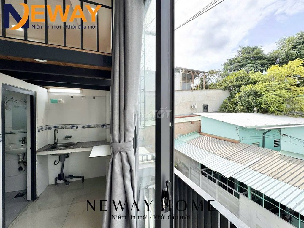 The upper guard room has a cold machine balcony - Lê Trọng Tấn Tân Phú
