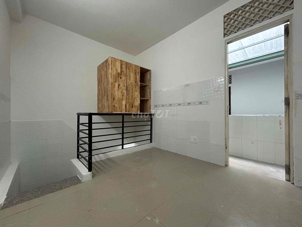 Room 1 710. A Grand Public House 40 M2 near New Sai Gon.