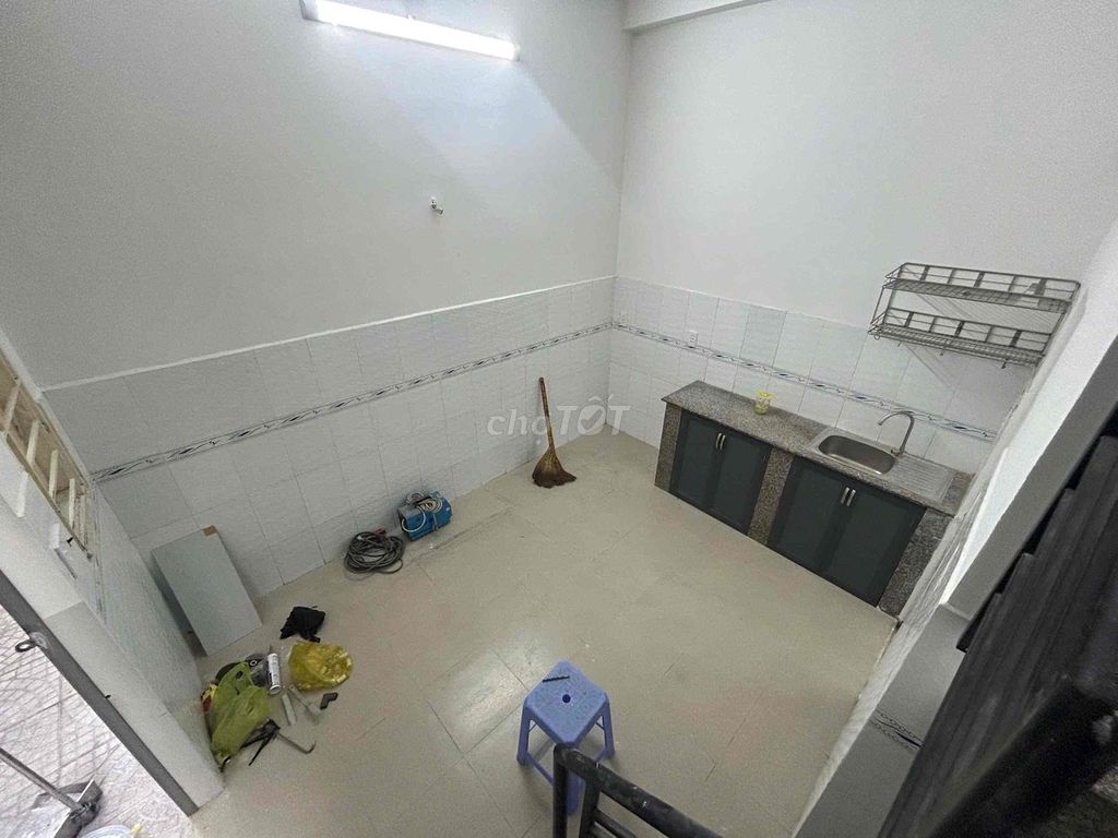 Room 1 710. A Grand Public House 40 M2 near New Sai Gon.