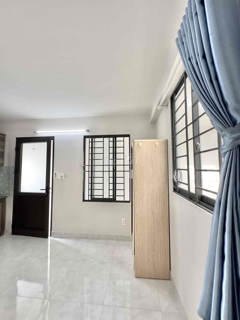 A clear, private rooftop suite at 116/46 Dương Quảng Hàm.