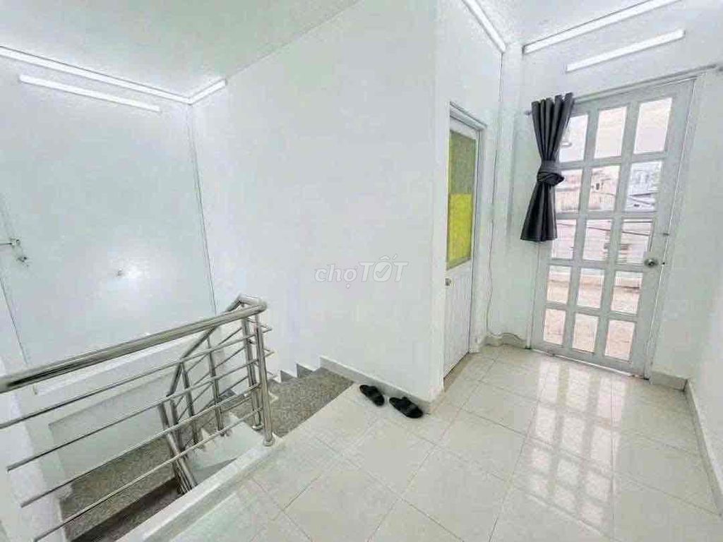 Nice house, civilian prices, 1 M 2 L 2 P. Sleep in the DJU ok is comfortable