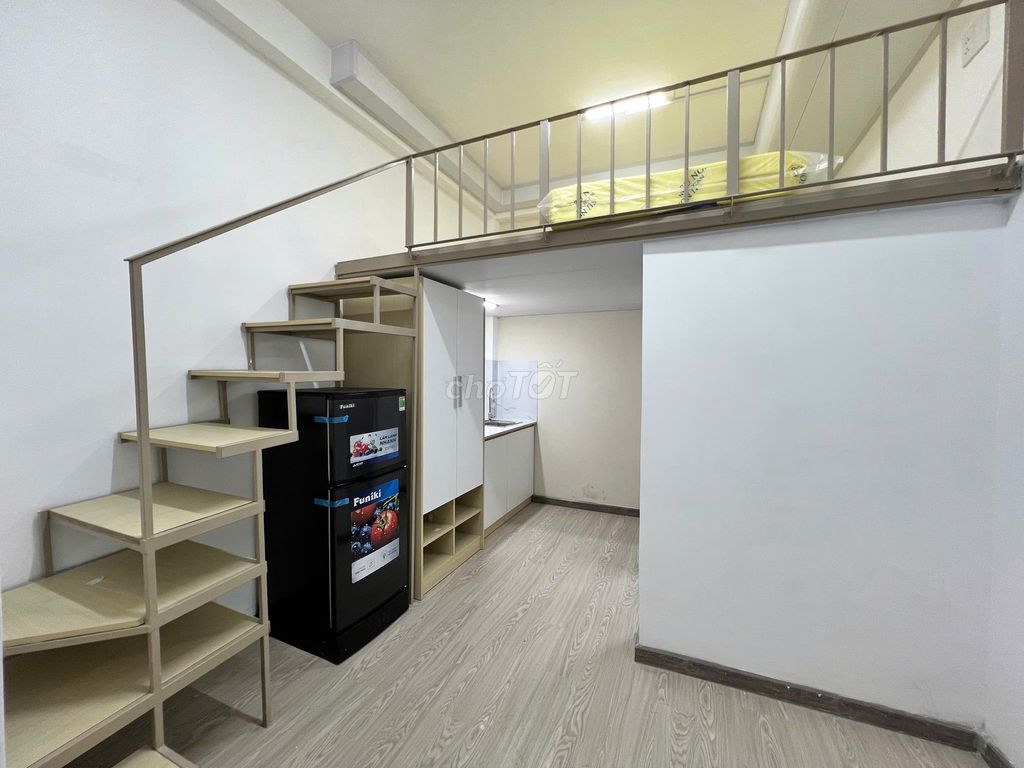 Super pretty immediately at University gtvt, outside of injuries - full interior - window - 20 M2