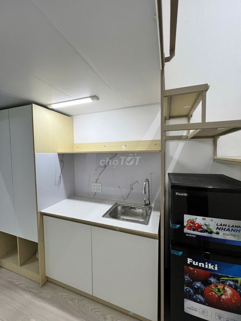 Super pretty immediately at University gtvt, outside of injuries - full interior - window - 20 M2