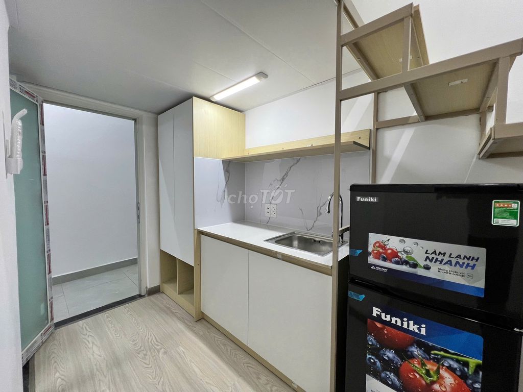 Super pretty immediately at University gtvt, outside of injuries - full interior - window - 20 M2