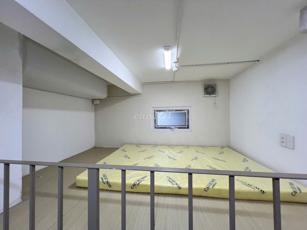 Super pretty immediately at University gtvt, outside of injuries - full interior - window - 20 M2