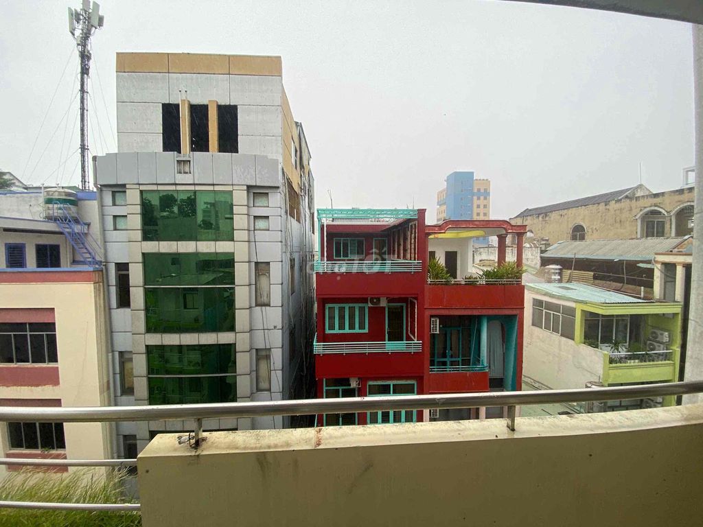 Rent the Service Room Full Seven near Cầu Ông Lãnh District 1
