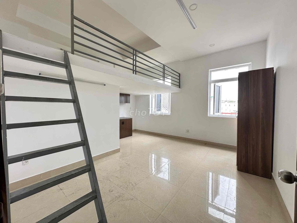 Rent the RAC 50 meters of sky windows, right at Cultural Park, Gò Vấp