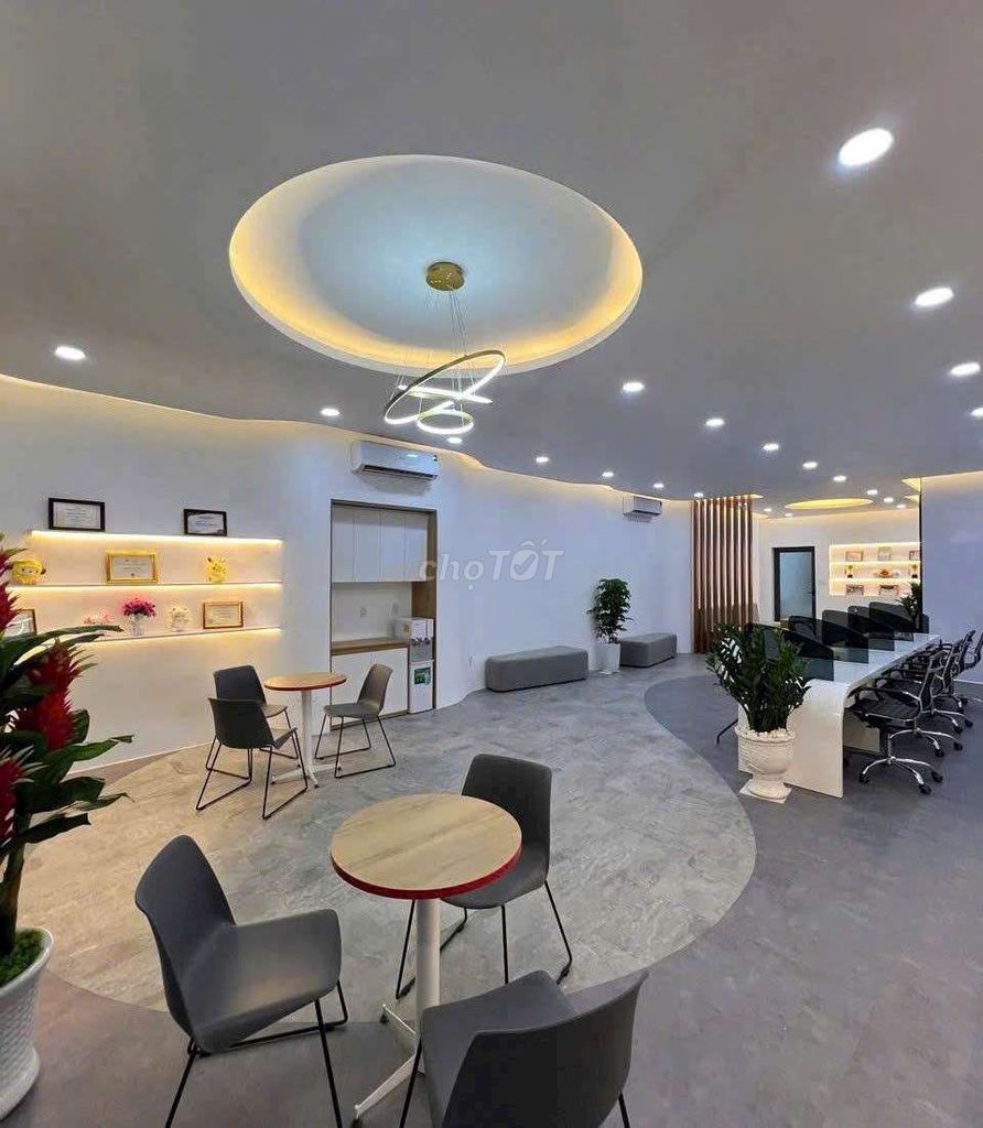 Lets rent Qq0000 Gò Vấp(6.4 x26 m) 4 floors - 65 t
