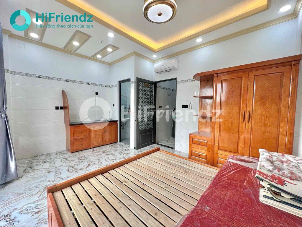 The balcony studio -- just built right near Tân Hương.
