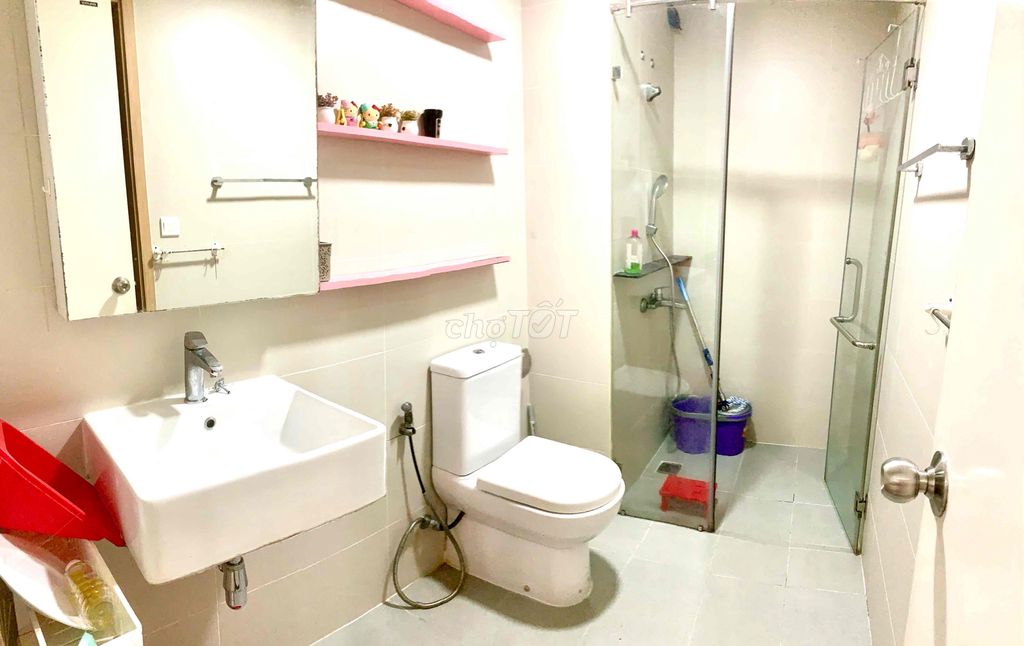 An Gia Star Full interior two bedrooms. A toilet.