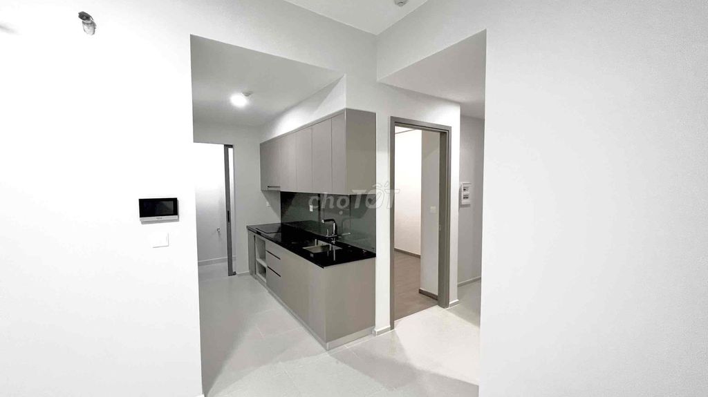 Rent the apartment for two bedrooms - 6.5 million -- it's available, it's interior.