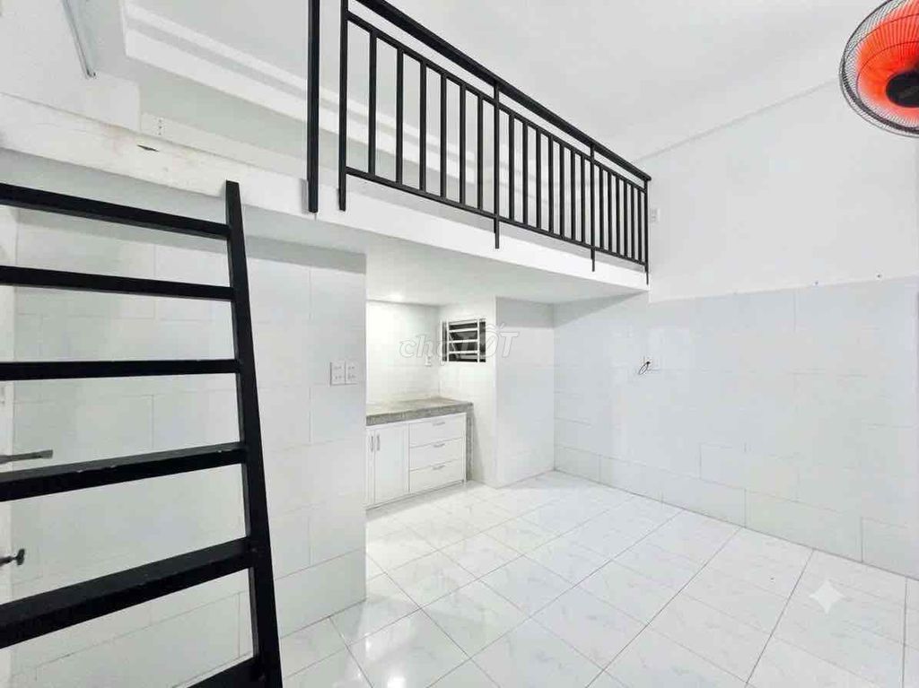 We're going to rent out the elevators to 28 meters 3, ready the elevators now aeon pass.