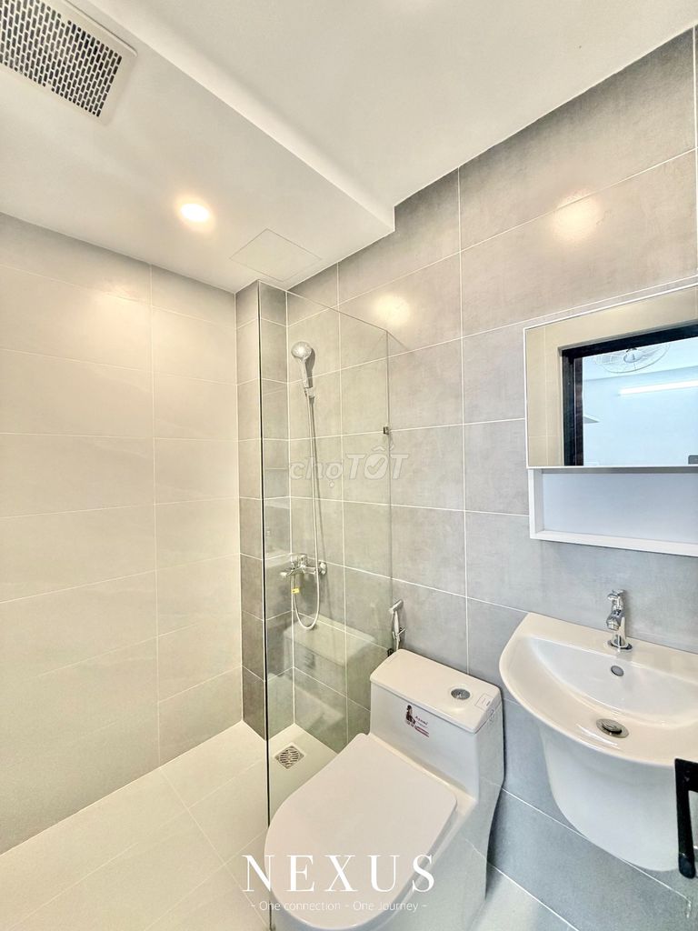 It's an exclusive project-- RlCO-- full interior-- 30 M2-4 people - 4 cars - Tân Phú