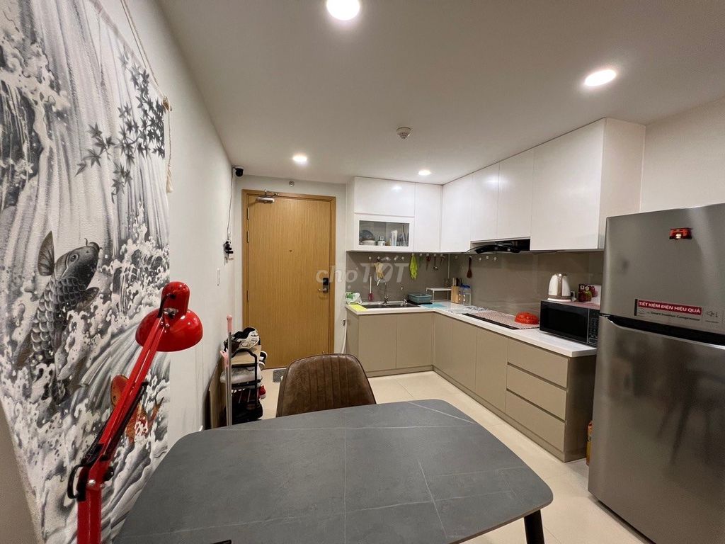 Rent a Caillon apartment 7 or 2 bedrooms, 1 toilet, 66 meters, less furniture.