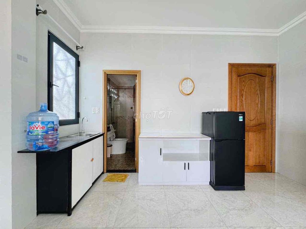 Penhouse 50m2 super nice right here.