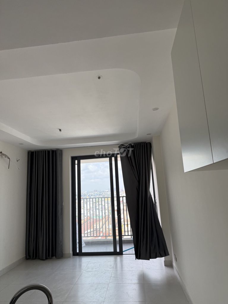 Rent the apartment Aurora Residence 68 m.2 bedrooms. Viewing the pool pool in a cool direction.