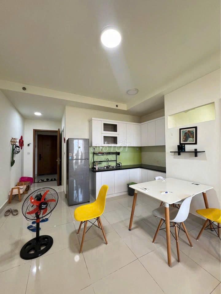 The corner of the 3 bedrooms Sacom 340-54-Lũy Bán Bích at 10.5 million per month 112 meters 2 ready for furniture