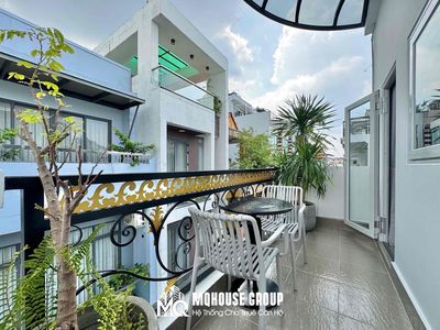 Rent a service room. One balcony bedroom, 30 meters, full of advanced furniture, Q.Z.zz0.