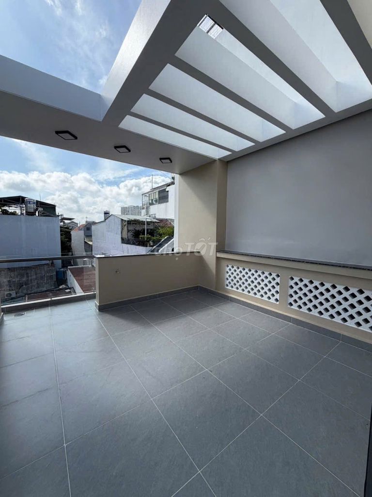 Need to rent an alleyhouse 352 A Lê Hồng Phong-710 1 through 10 to the Mayor's pool