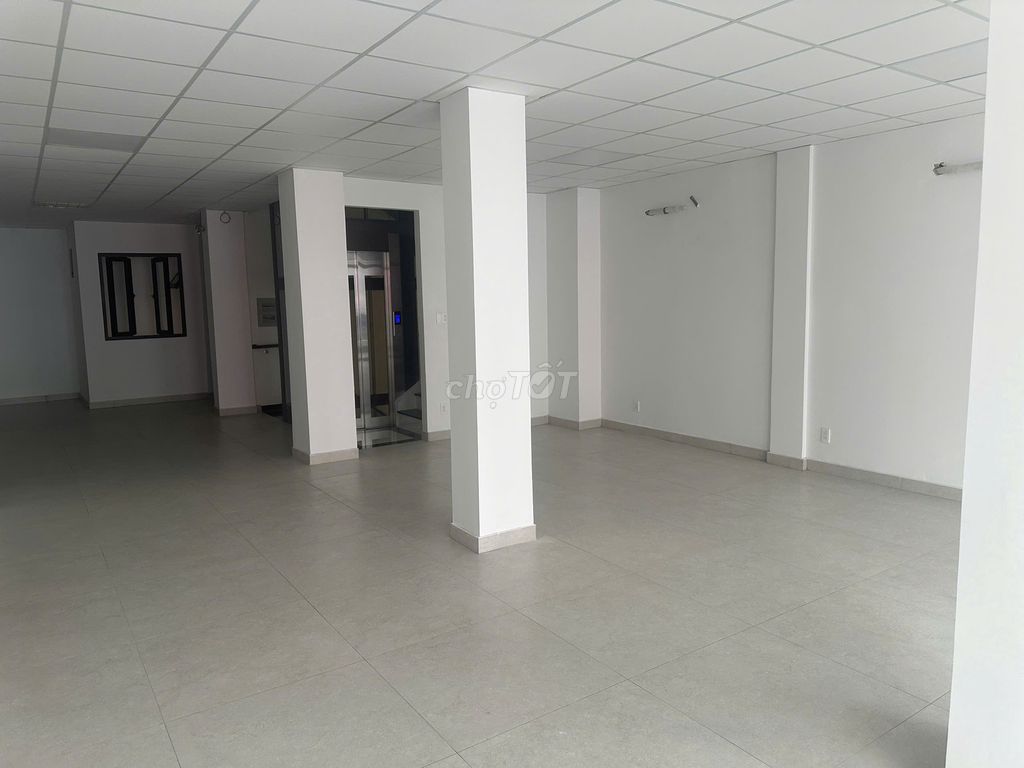 Let's rent it in one centimeter, District 1 .6 M, from 100 million.