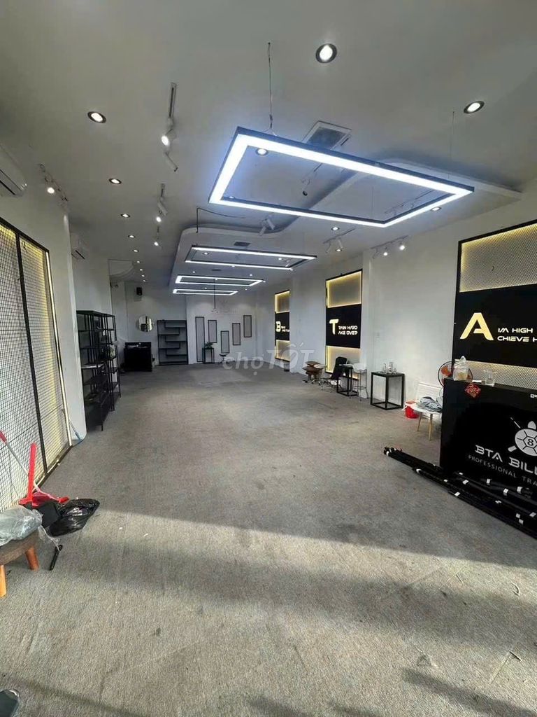 Rent 1 Điện Biên Phủ, area uses 300 M2 1st floor, 55 million