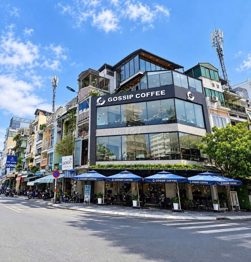 Rent the corner 2-1. 144 Cô Giang, District 1 - 4th floor, 80 million.