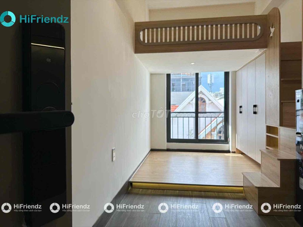 apartment 2 sleep space - modern design - district intersection button