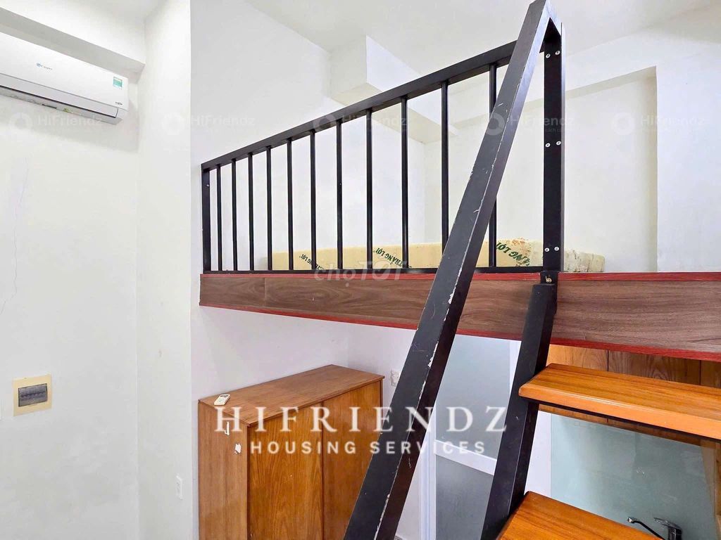 The Great Duplex, the high guard - near Lotte, the Channel Bridge, the University of Damit, Central Mountain.
