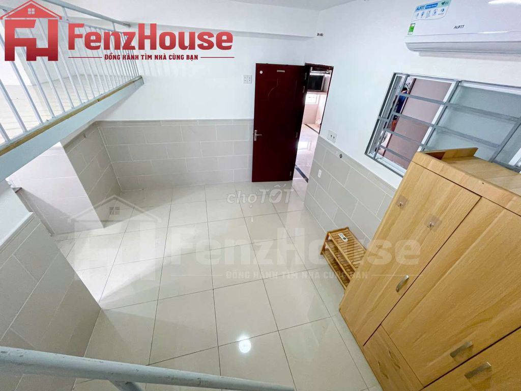 The student room is suitable for 3 to 4 people, near the University of ufme in District 7