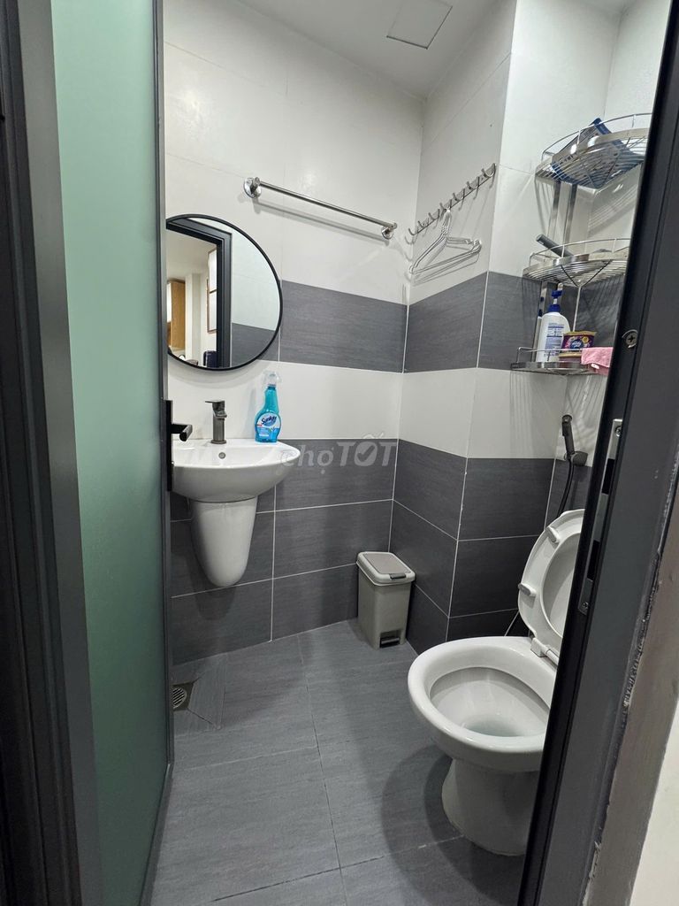 The full-intent service apartment near the University cn4- Nguyễn Văn Nghi