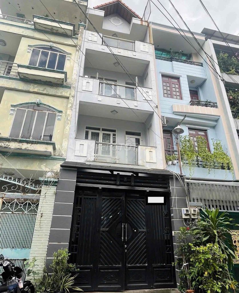 Rent the entire Hoàng Hoa Thám, Tân Bình-- 3 bedrooms, 3 toilets-- 22 million/thg