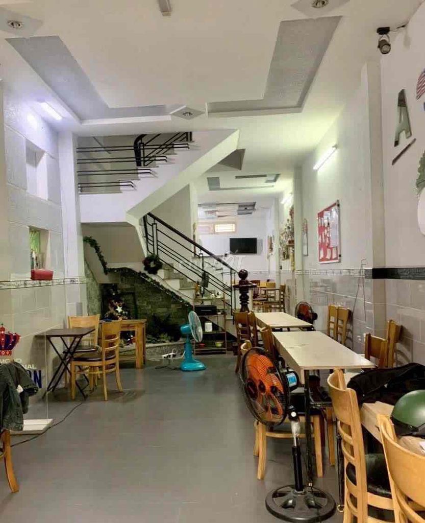 Rent the entire Hoàng Hoa Thám, Tân Bình-- 3 bedrooms, 3 toilets-- 22 million/thg