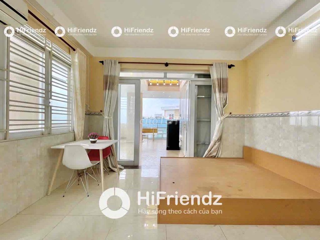 1 bedroom - 1 carousel balcony suite right here at Funton Bxmt