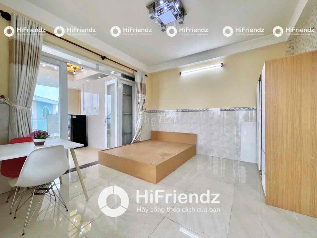 1 bedroom - 1 carousel balcony suite right here at Funton Bxmt