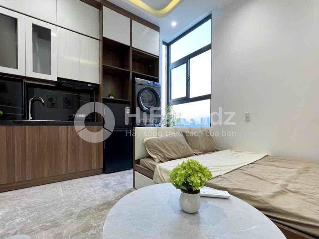 Rent the interior full-industrial service apartment - a private wash-cleaner for sale of spades, near the lotum.
