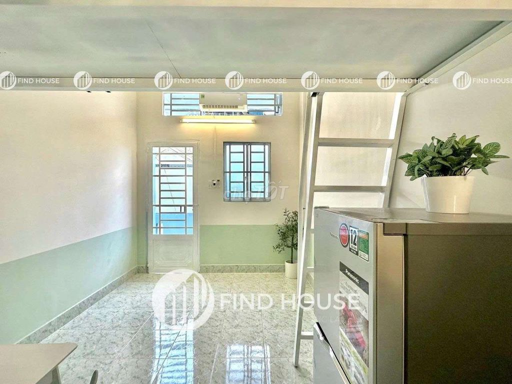 Room 7 is a full-intracted balcony path - near ufm kx pmh county 4