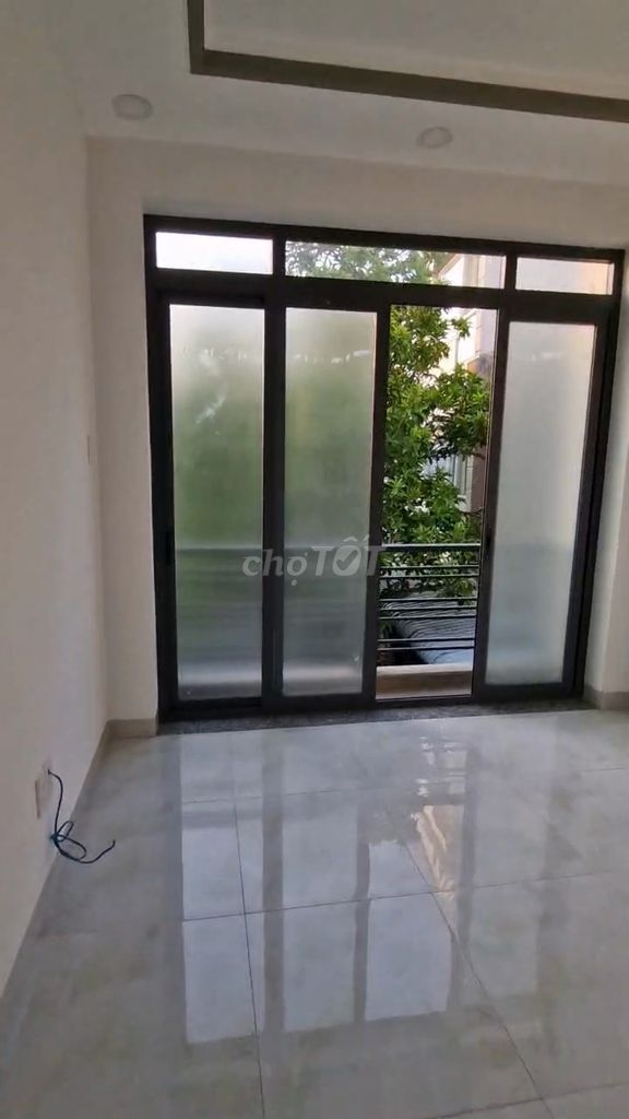 Rent the original house near Thủ Đức. Seven million.
