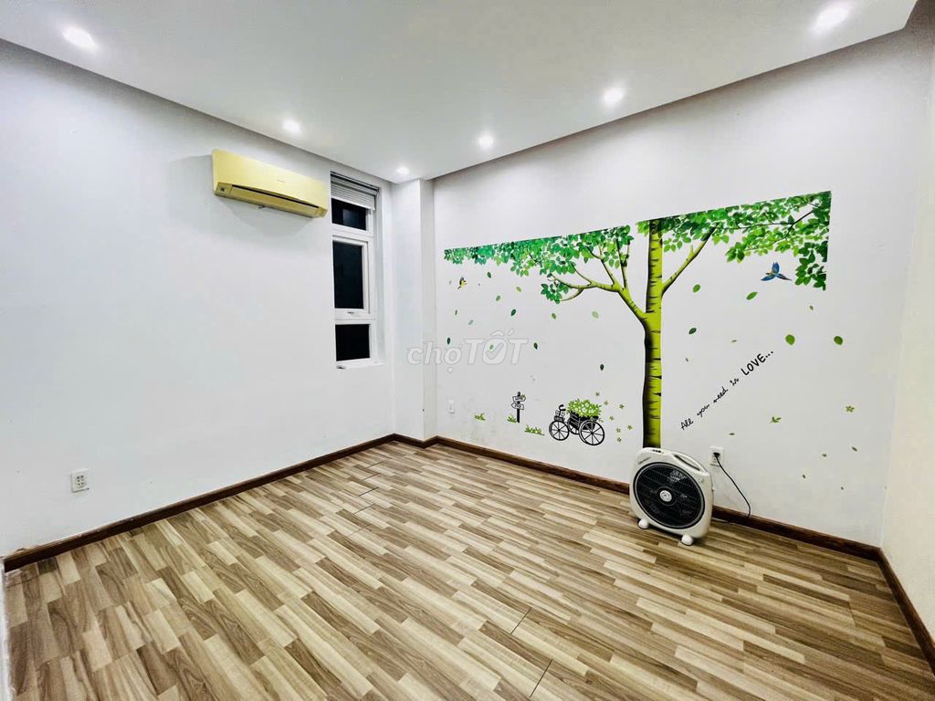 Park Riverside Street District 9-full interior - 3 bedroom 3 - 3 floors
