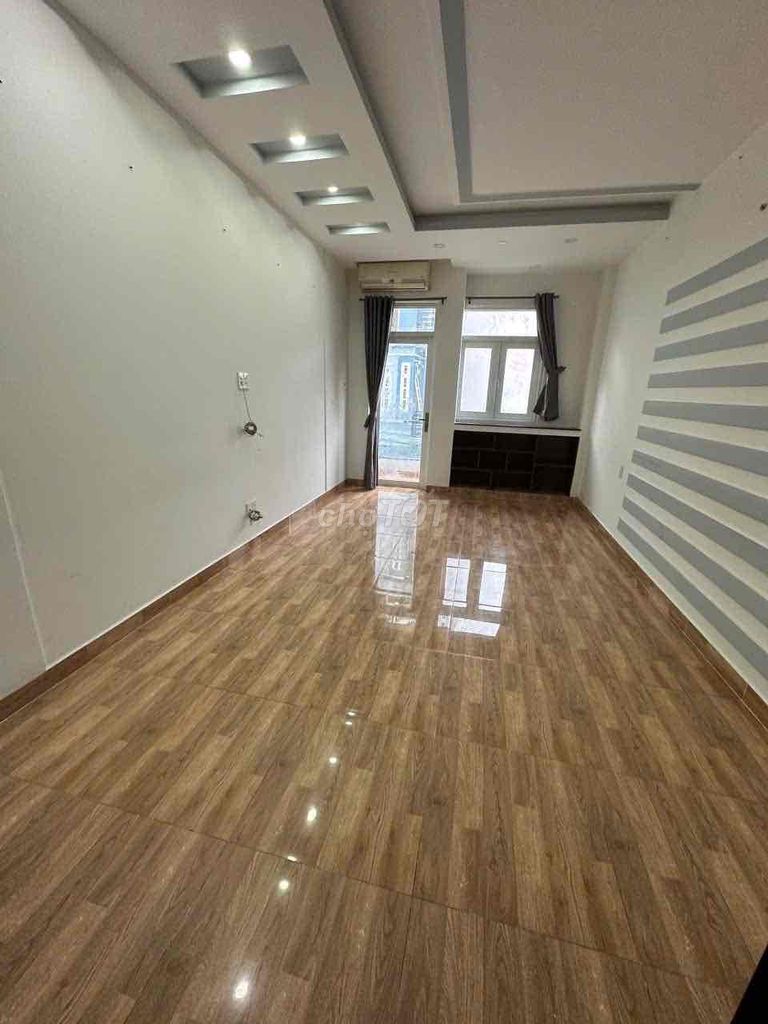 6th alley 6 M modernized channels bordering the new black area - 3/5 meters x 15 meters - 4 bedrooms