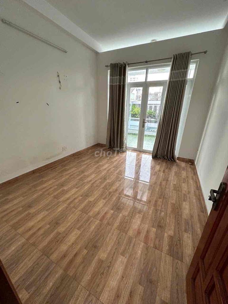 6th alley 6 M modernized channels bordering the new black area - 3/5 meters x 15 meters - 4 bedrooms