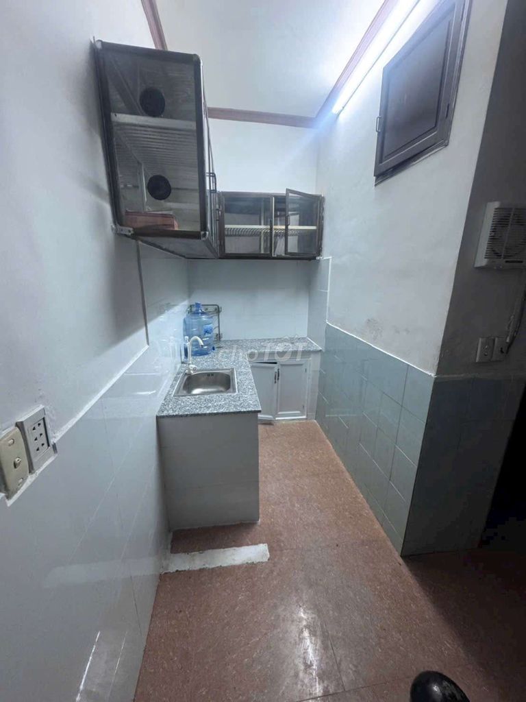 The original is cheap, 4 x 11 meters, 3 bedrooms 2 toilets, Lê Văn Thọ, 1894 16th.